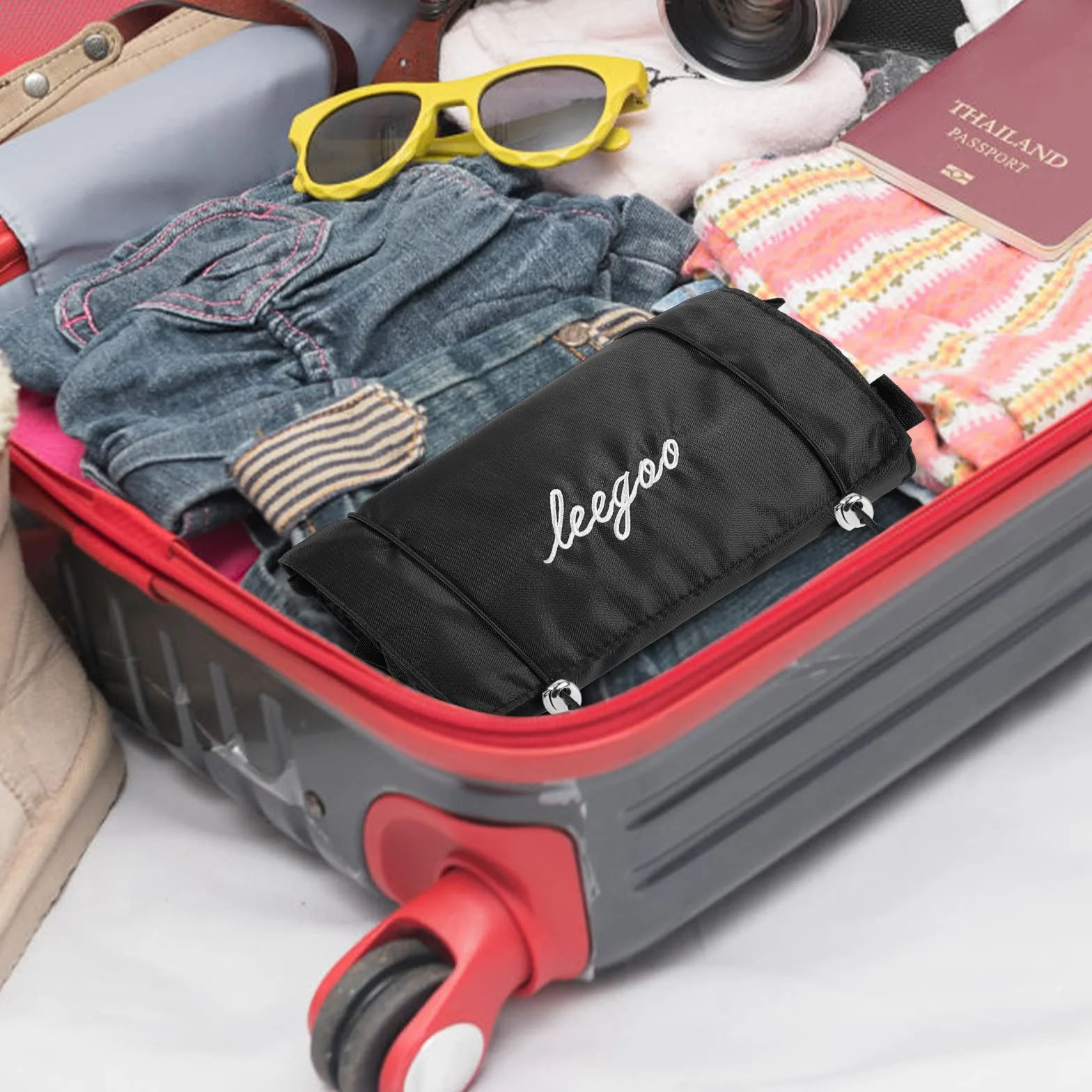 Trousse de Toilette Voyage Pliable Suspendre Détachables 4 en 1, Sac à Cosmétiques Noir