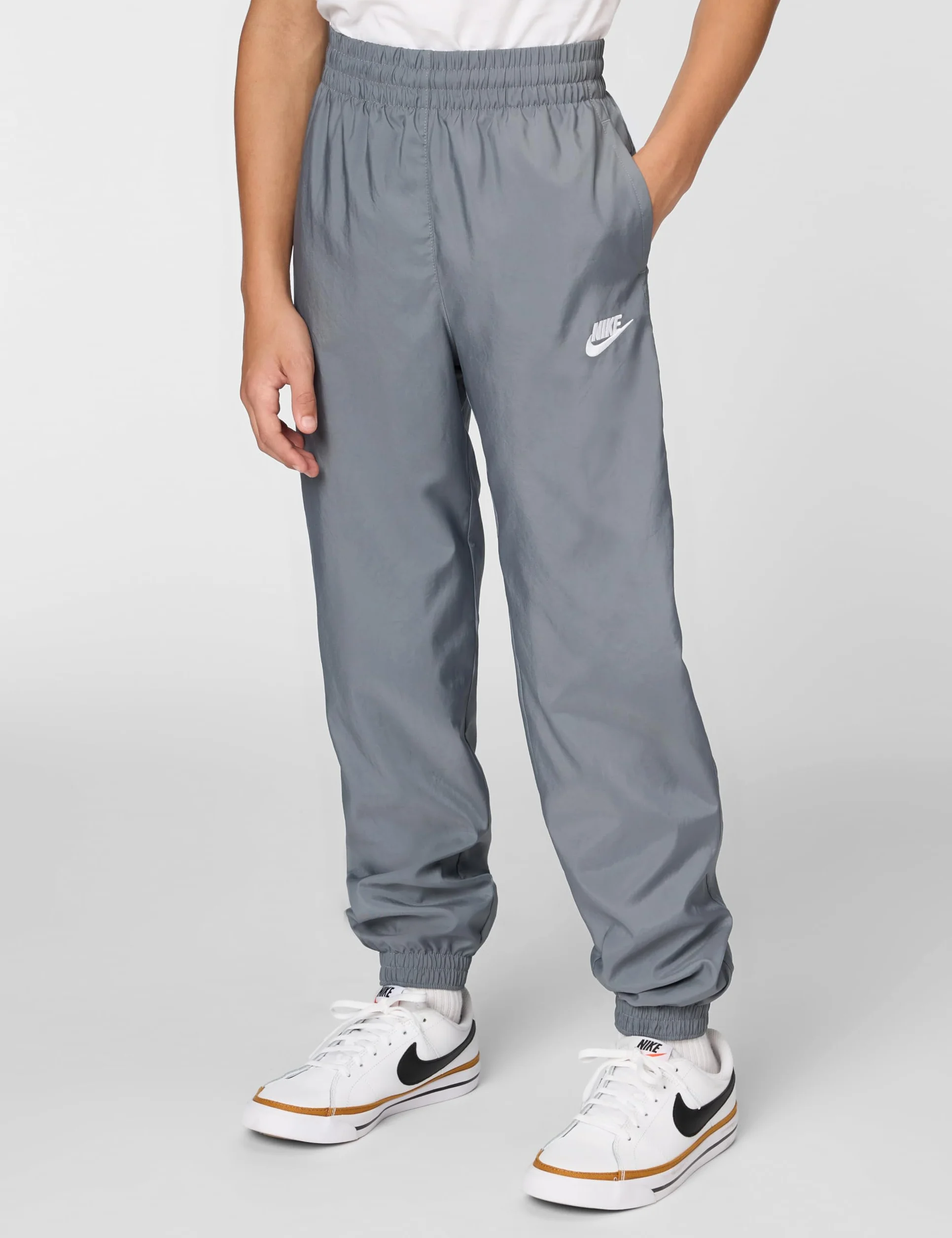 Nike Sportswear Club Web-Jogger Pantalon de Jogging tissé Jeune Athlète Enfant