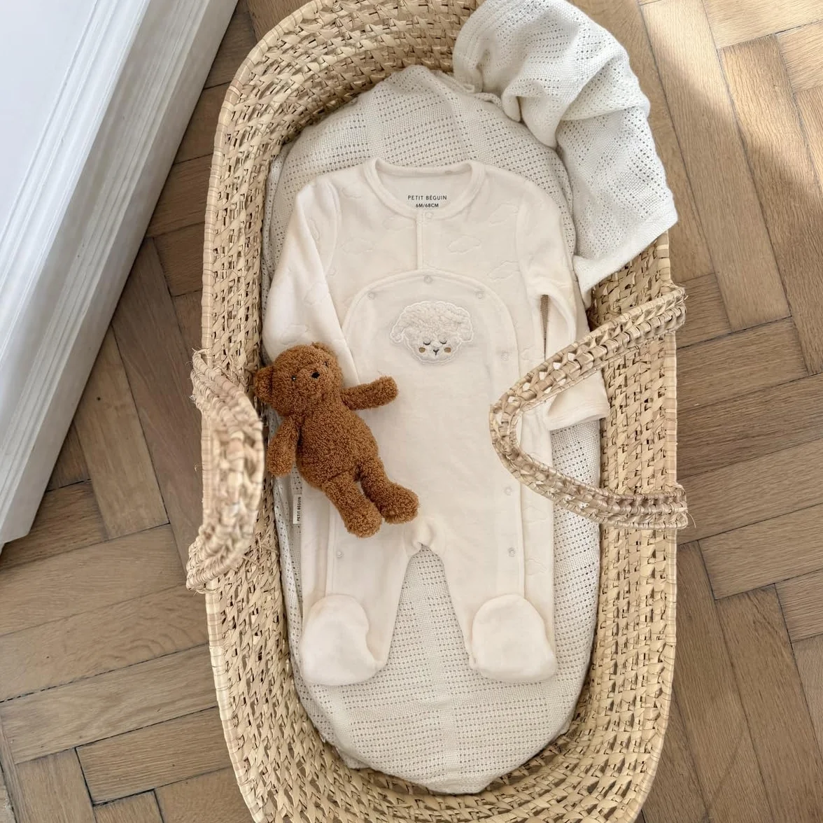 Petit Béguin Pyjama bébé velours ouverture pont Câlins