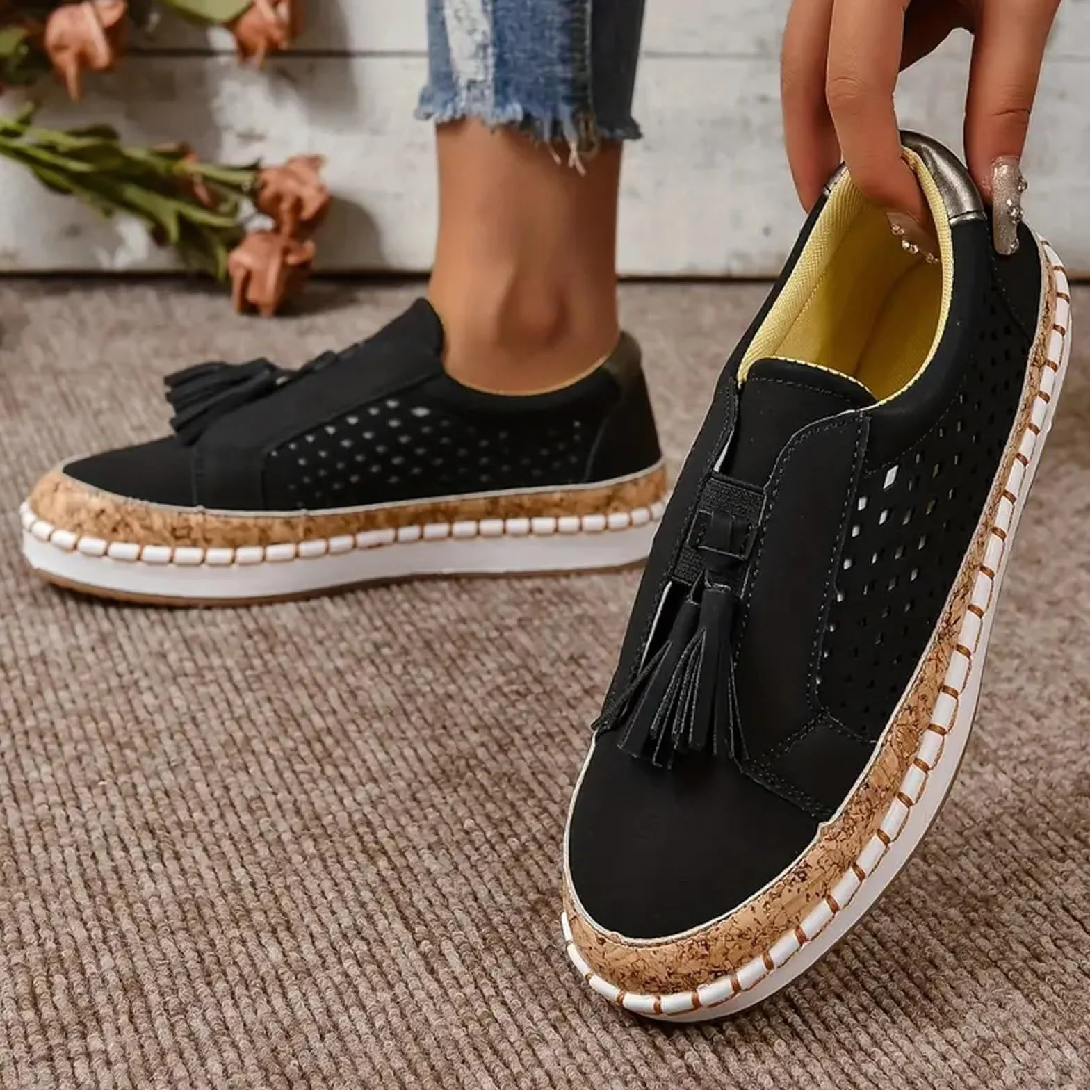 Chaussures de skateboard en cuir pour femme avec sangle réglable résistantes à l'abrasion