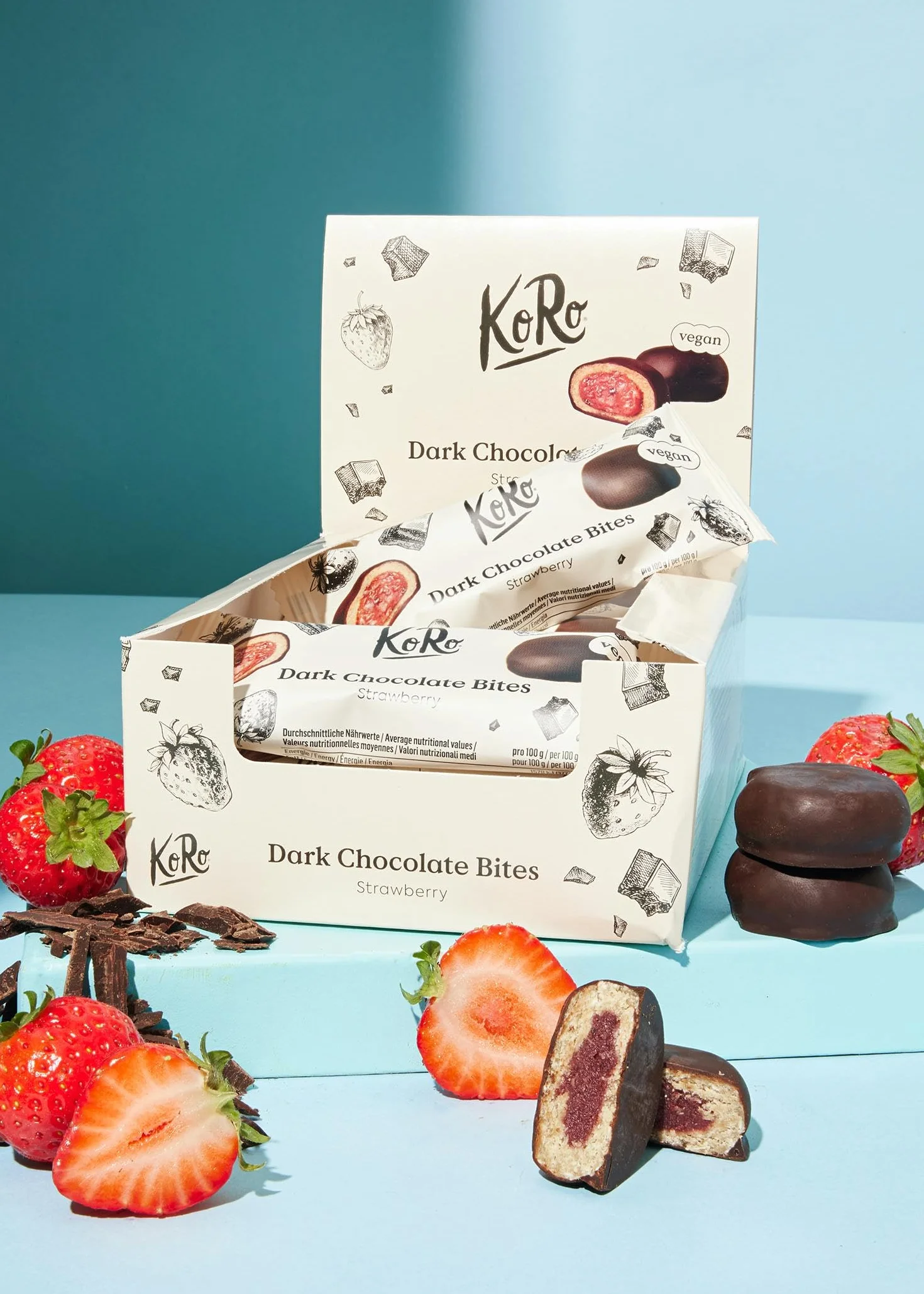 KoRo - Bouchées fraise chocolat noir bio 12 x 2 x 20 g - Avec une garniture fruitée à la fraise - Enrobé de chocolat noir - Végétalien