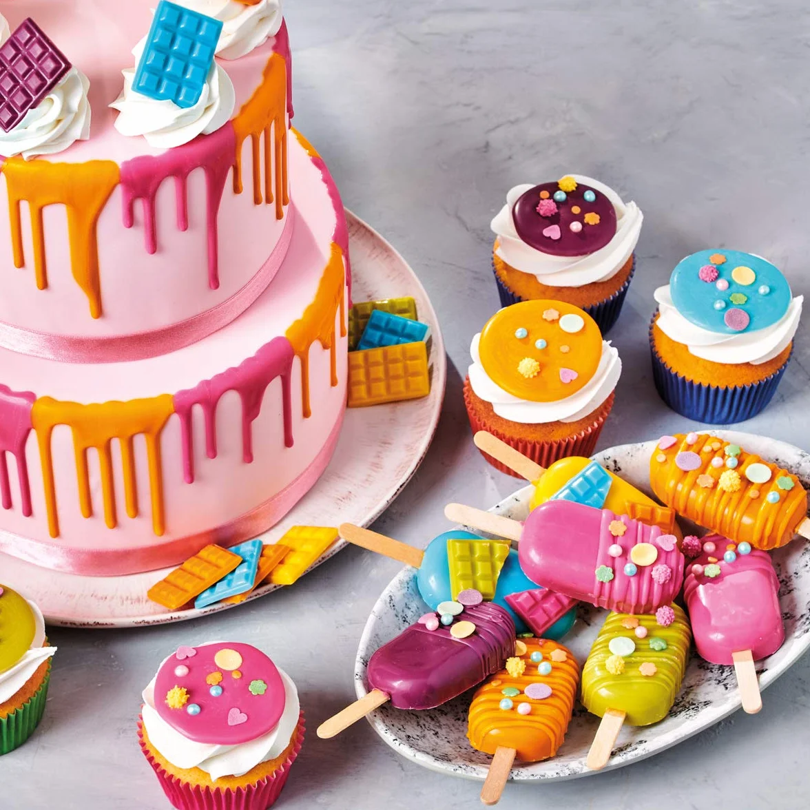 FunCakes Deco Melts Gelb - Trempez, coulez, arrosez et décorez ! Faire fondre brièvement au micro-ondes ou au bain-marie , 250 g