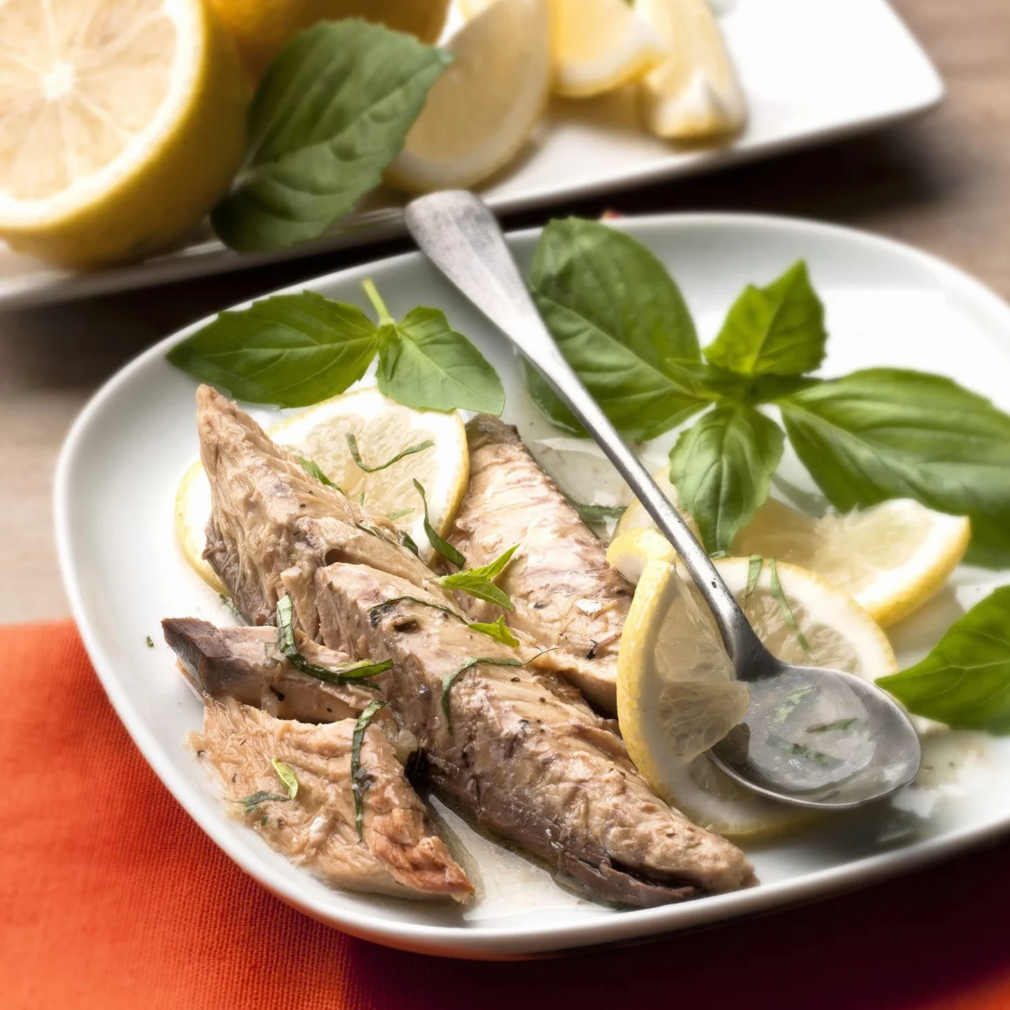 Filets de maquereaux marinés au citron et au basilic à teneur réduite en sel Pointe de Penmarc'h le lot de 6 boîtes de 130 g - Livraison en 2 à 3 jours ouvrés depuis la Bretagne