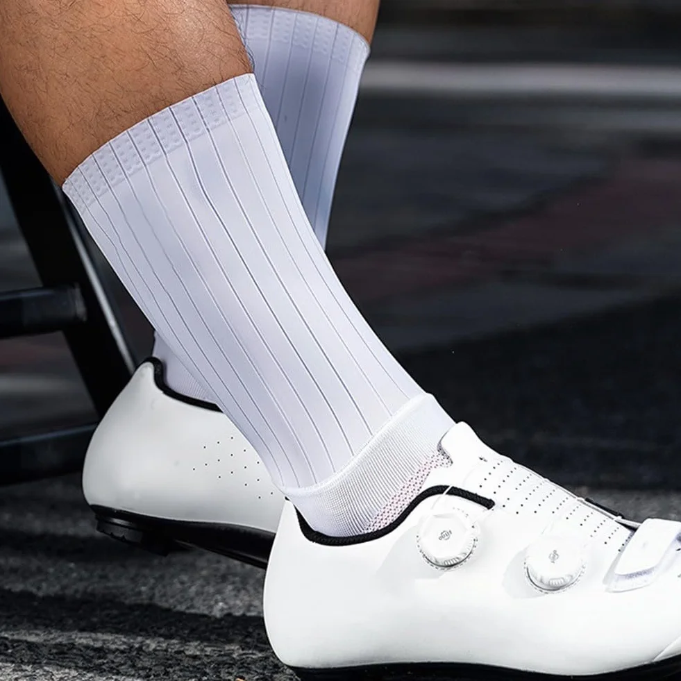 Chaussettes de cyclisme antidérapantes en silicone, résistantes au glissement et à la déformation, pour route, course et fitness