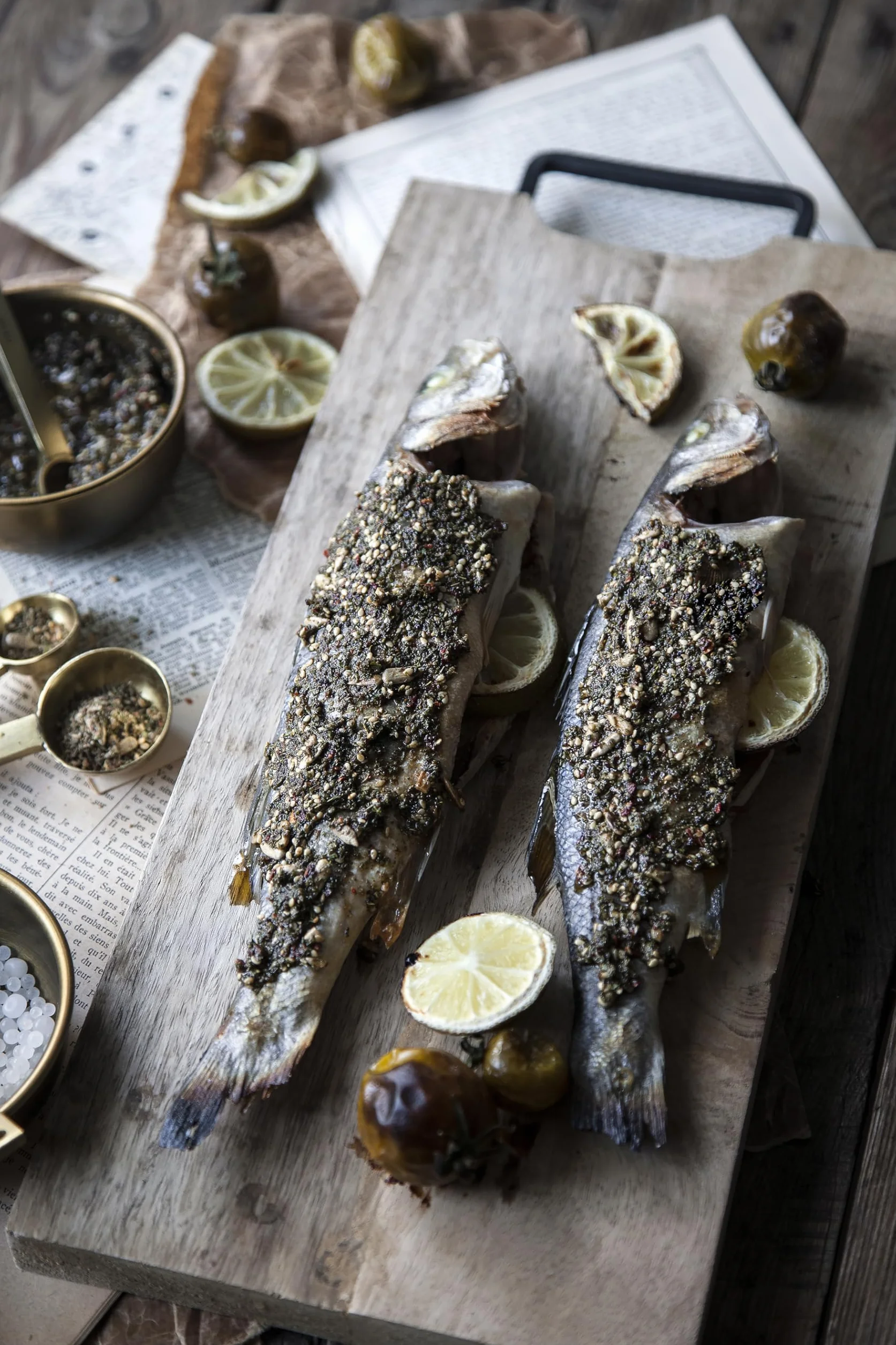 Véritable Zaatar Libanais Artisanal 350g (Great Taste Award) – Mélange d'Épices Premium – Thym Sauvage, Sumac & Sésame Torréfié – Idéal Cuisine Méditerranéenne, Grillades & Marinade,100% Naturel (350)