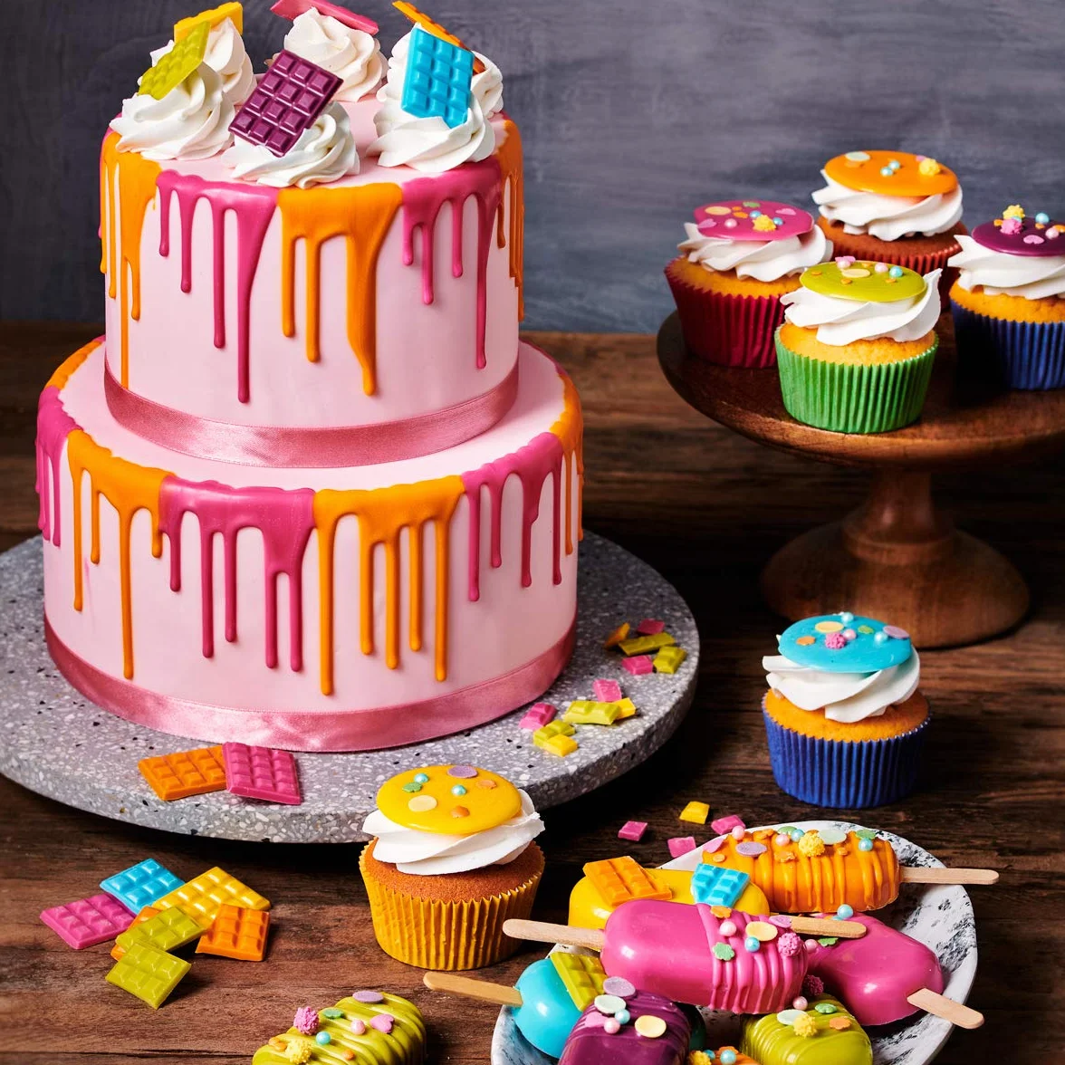 FunCakes Deco Melts Gelb - Trempez, coulez, arrosez et décorez ! Faire fondre brièvement au micro-ondes ou au bain-marie , 250 g
