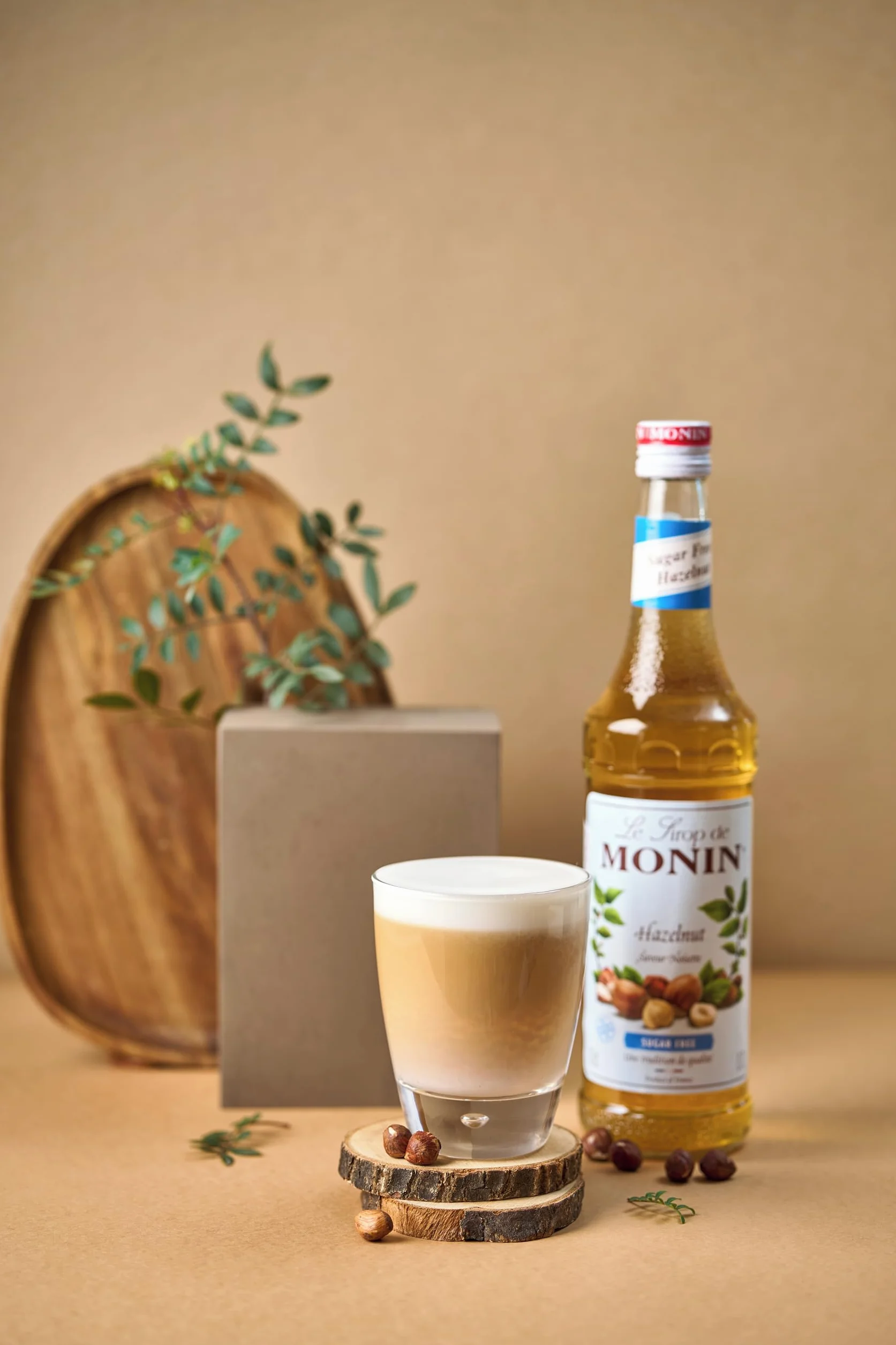 MONIN - Assortiment MONIN Sans Sucre Saveurs Vanille, Caramel, Noisette - Pour Café, Chocolat Chaud, Capuccino ou Latte - Arômes Naturels - Bouteille en Verre - 3 x 70 cl