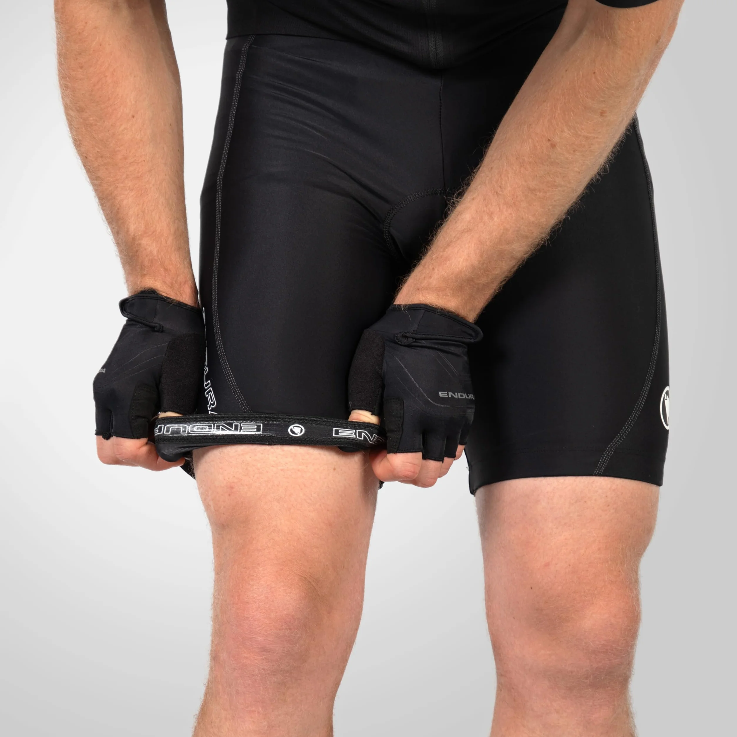 Endura 6-Panel Cycling Shorts Padded Lycra Antibacterial Pad