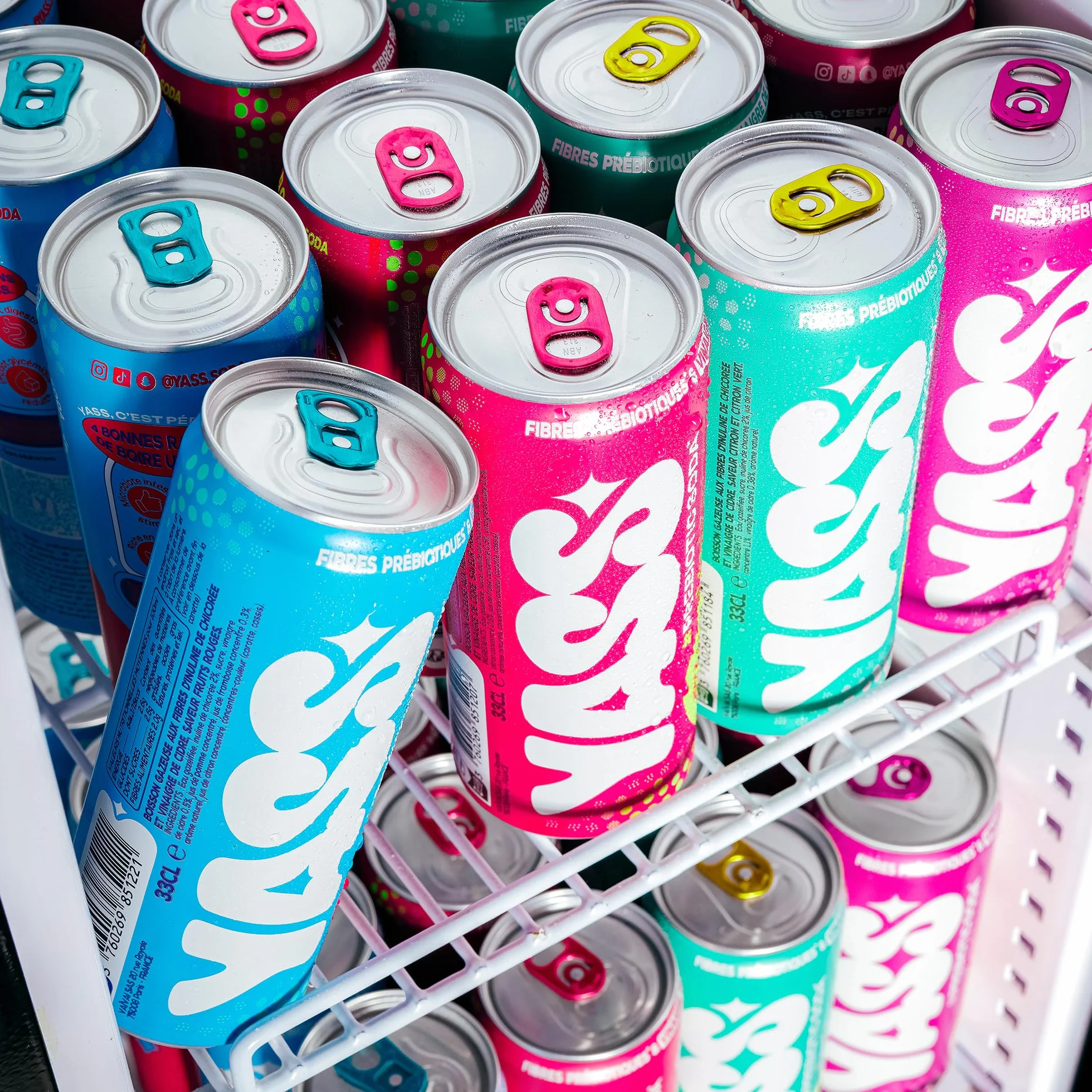YASS Soda Prébiotique -Saveur CITRUS TWISTER - Le Soda Sain & Stylé qui Prend Soin de Ton Ventre 6.6g de Fibres et -60% de sucre-12 canettes de 33cl