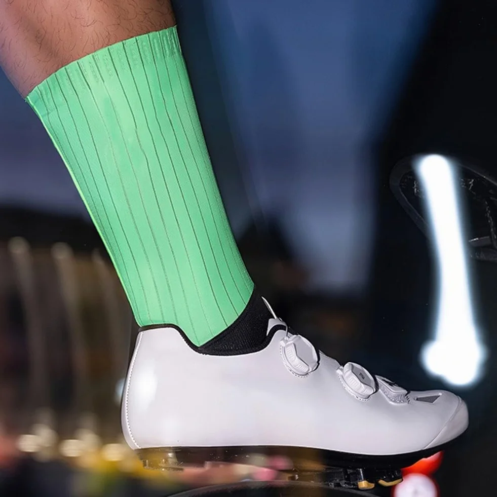 Chaussettes de cyclisme antidérapantes en silicone, résistantes au glissement et à la déformation, pour route, course et fitness
