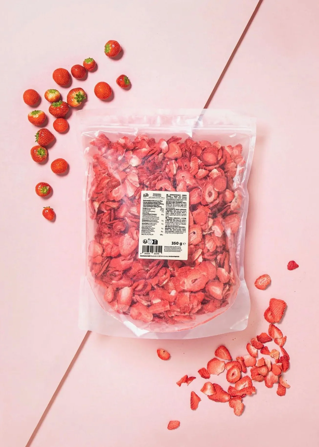 KoRo Fraises Lyophilisées en Tranches 350 g – Fruits Lyophilisés en Douceur, 100 % Naturelles, Sans Sucre ni Additifs, Snack Croquant & Topping Gourmand