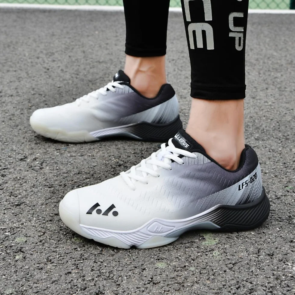 Chaussures de badminton homme femme antidérapantes légères tennis squash volley-ball handball