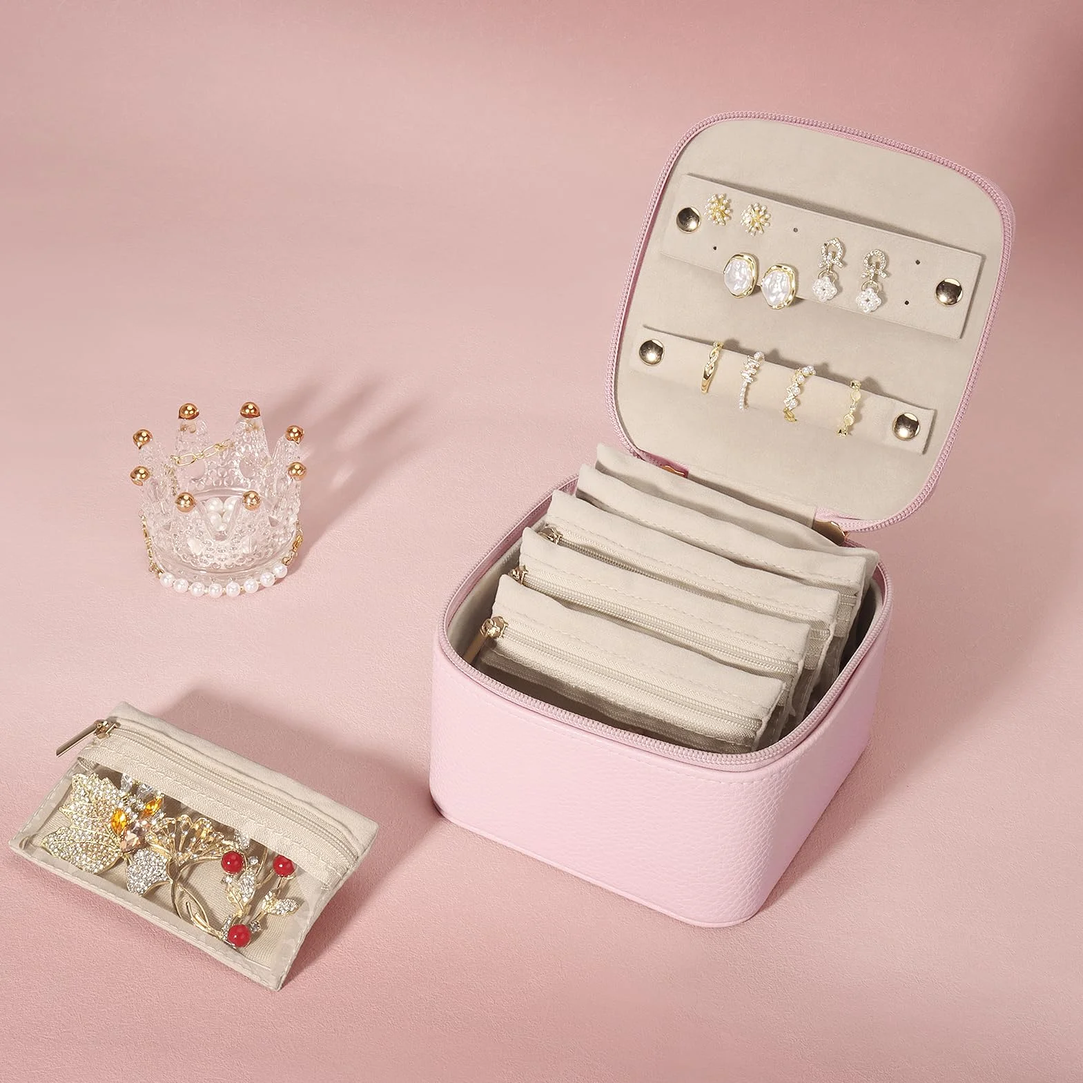 DesignSter Petite boîte à bijoux de voyage en cuir grain litchi 6 poches transparentes en velours rose