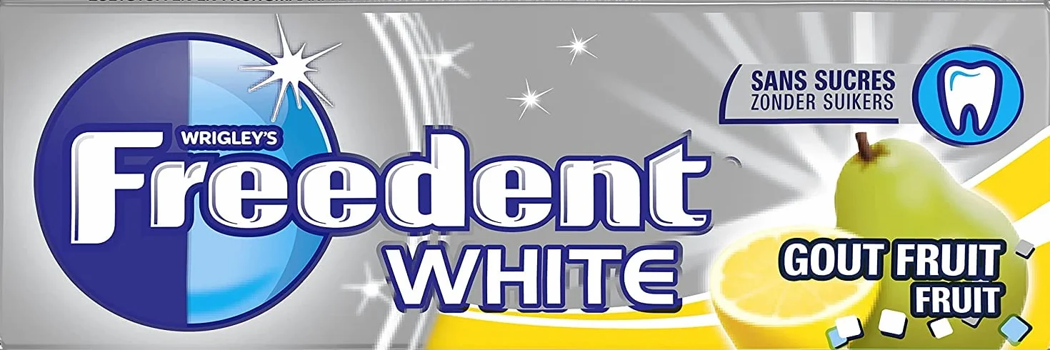 FREEDENT WHITE Chewing Gum Sans Sucre Goût Fruit 30 Paquets 300 Dragées 420g