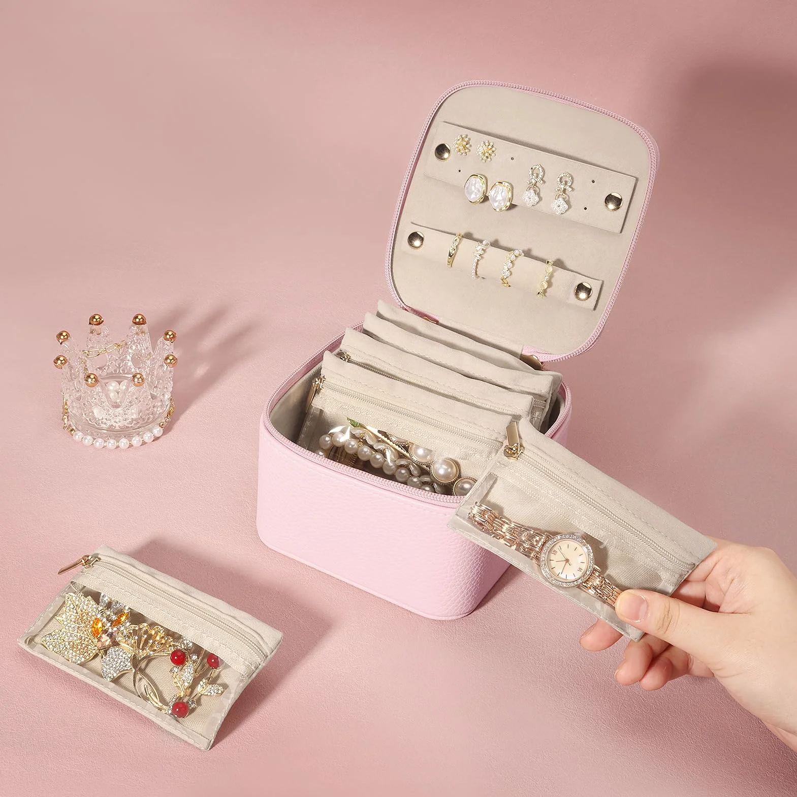 DesignSter Petite boîte à bijoux de voyage en cuir grain litchi 6 poches transparentes en velours rose