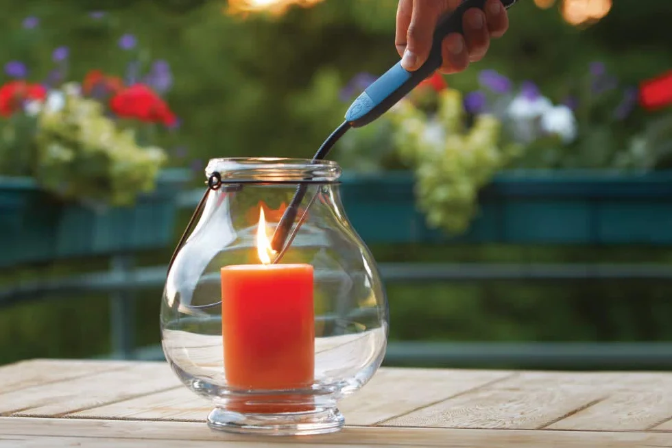 Zippo Allume Bougie – Noir – Rechargeable au gaz – Col Flexible – Revêtement caoutchouté – Briquet-Bougie résistant au Vent