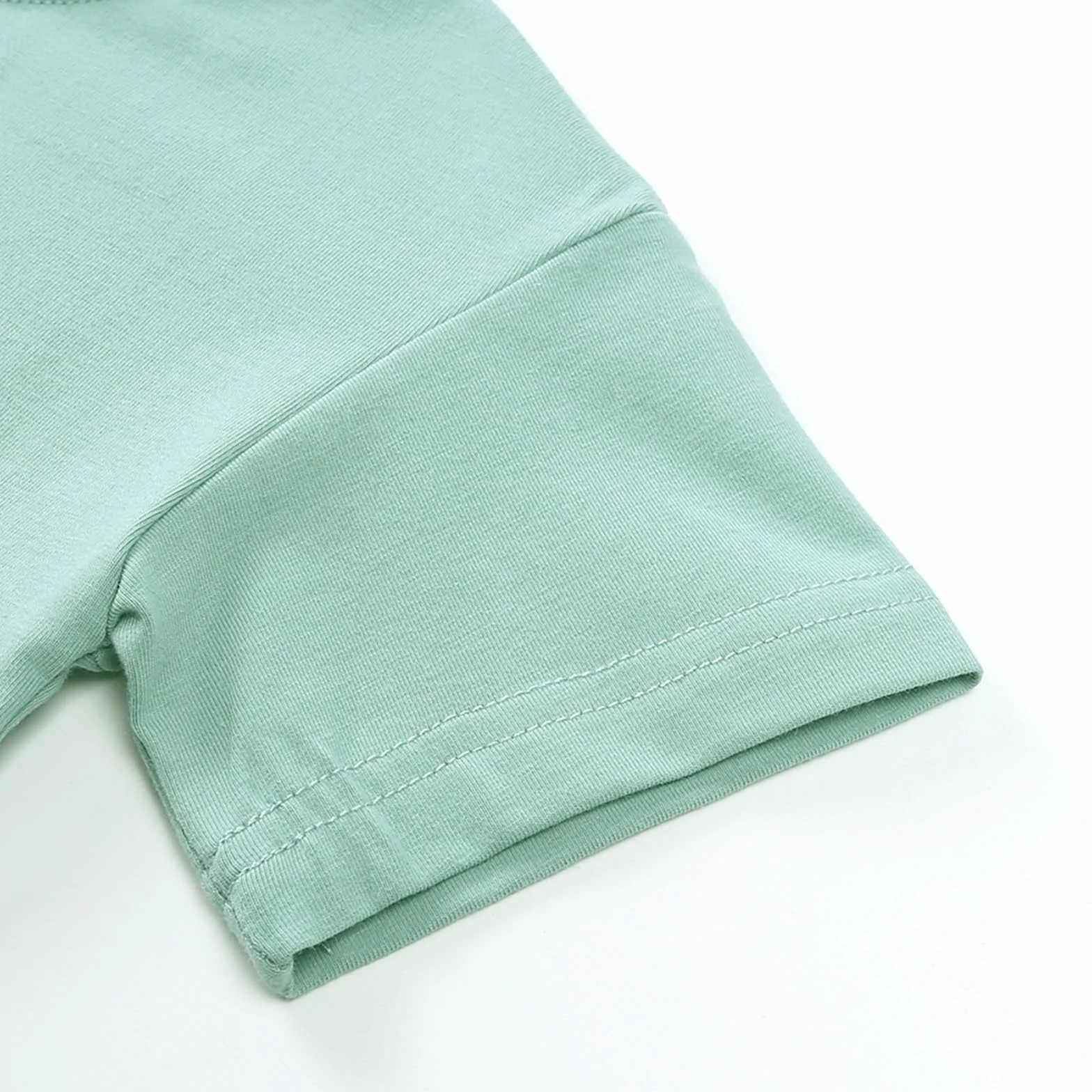 Ensemble Enfant 2 Pièces Short Tee Shirt d'été Couleur Unie Manches Courtes Lot De 2 Survêtements Confortable Respirant Casual Jogging Sport Plage 1-13 ans